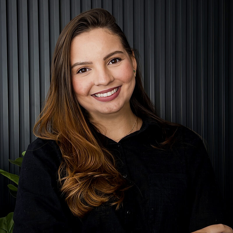Dra. Lívia Rouver